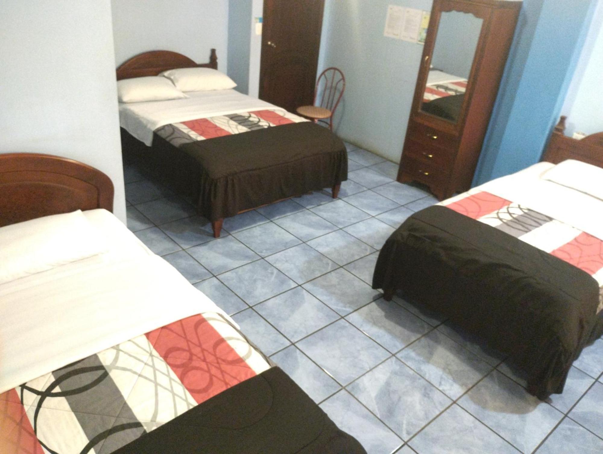 Hostal Mariajose Banos Екстер'єр фото